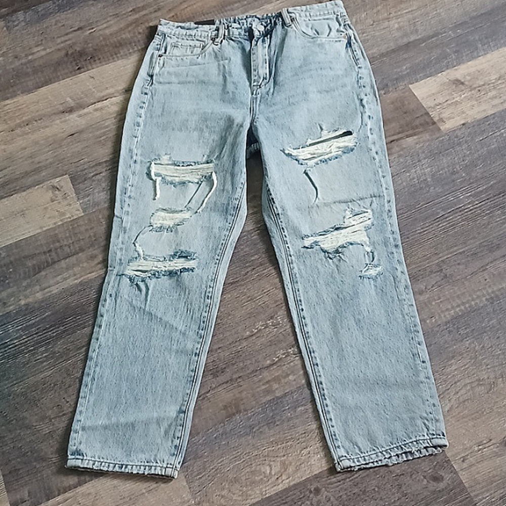 NWT Blank NYC the Madison Crop jean